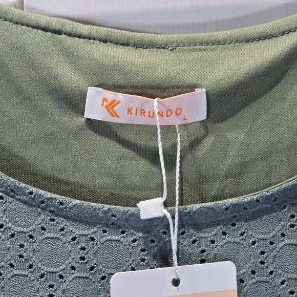 NWT Women’s Sage Green Eyelet Summer Tank Top – Size Large - Picture 3 of 5